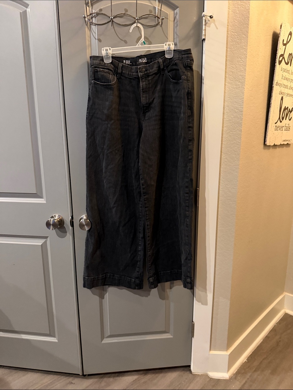 ana High-Rise Wide Leg Jeans - Black Wash